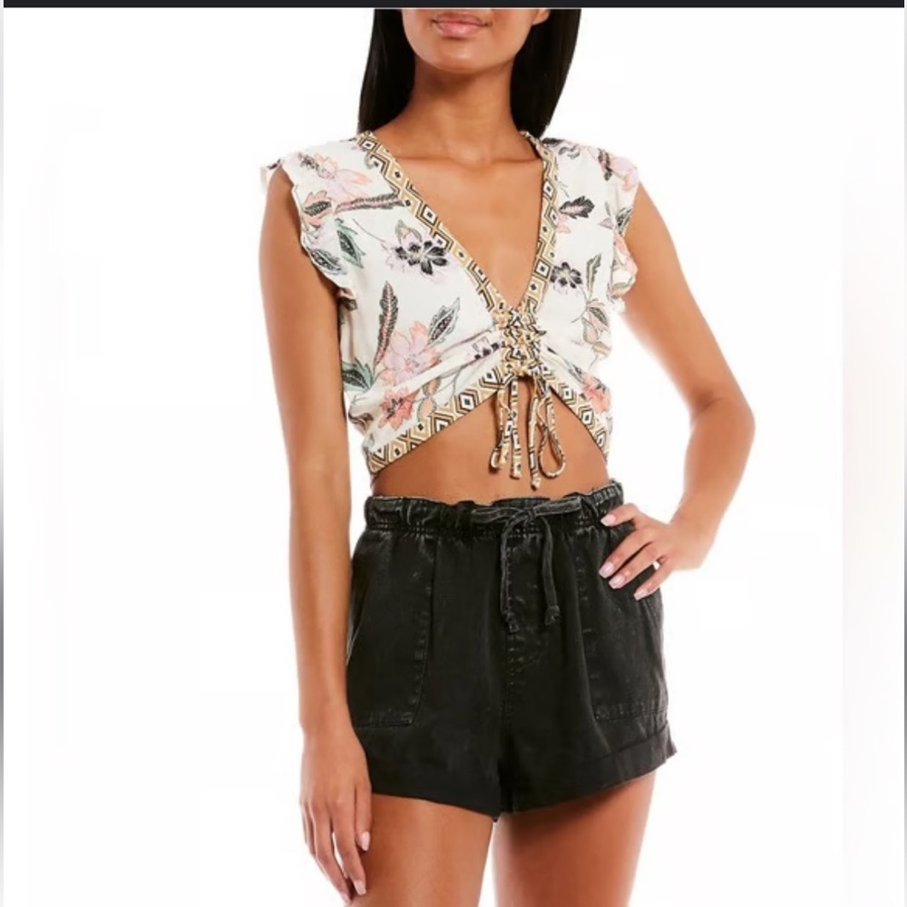 Hurley Floral Lace-Up Crop Top